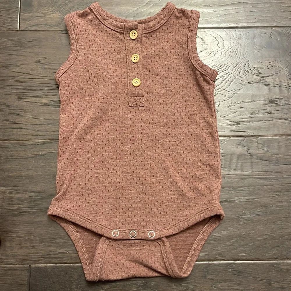 Kate Quinn KQ lot of 2 onesie and shirt size 3-6 months infant baby